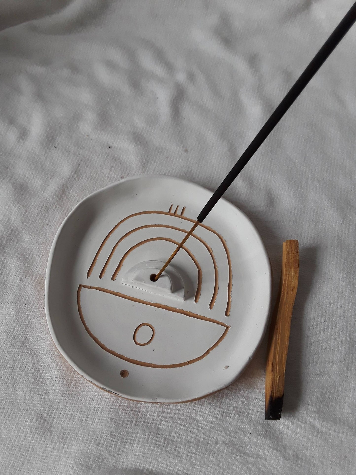 Sgraffito Incense Dish w/ Tiered Center