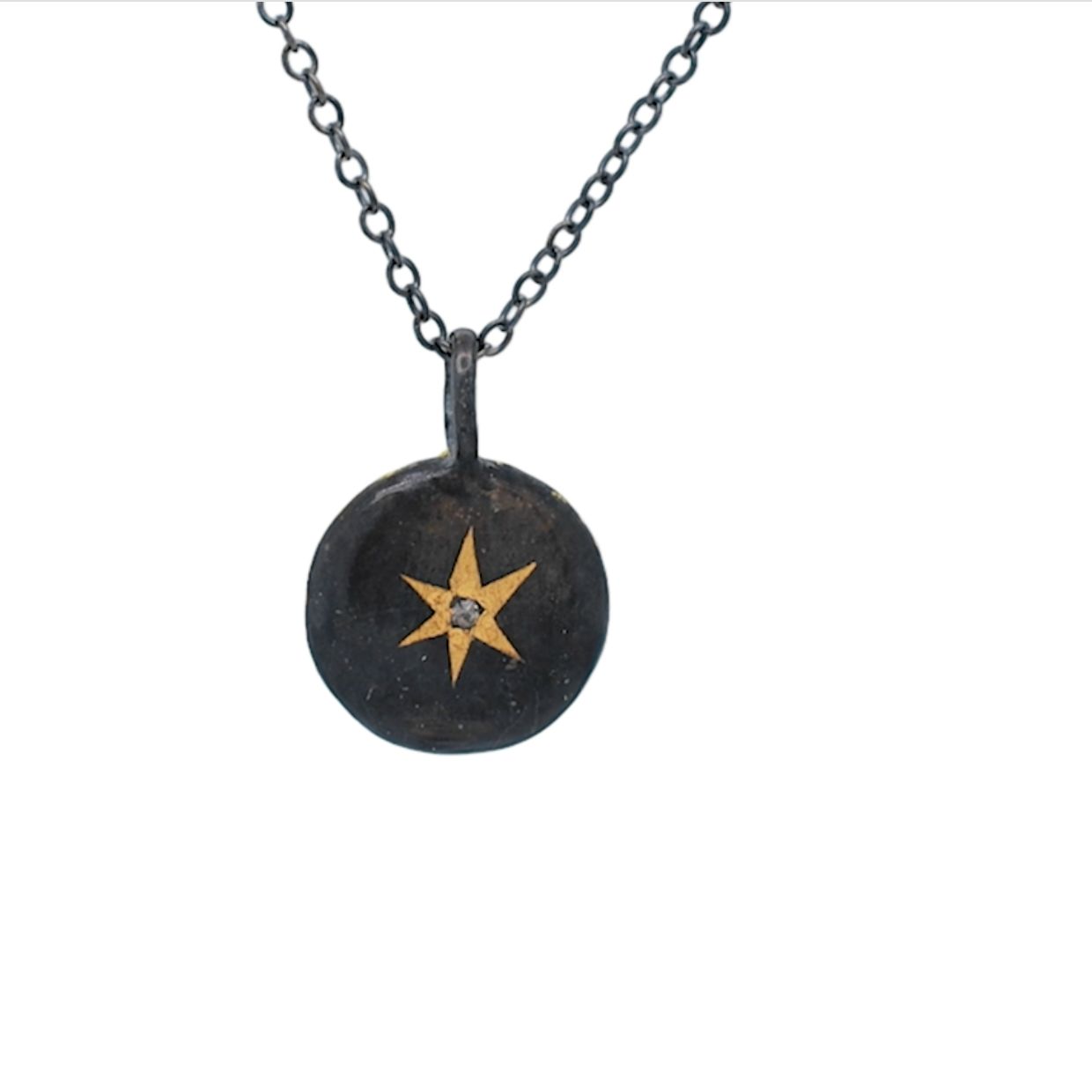 Antique Star Round Pendant Necklace