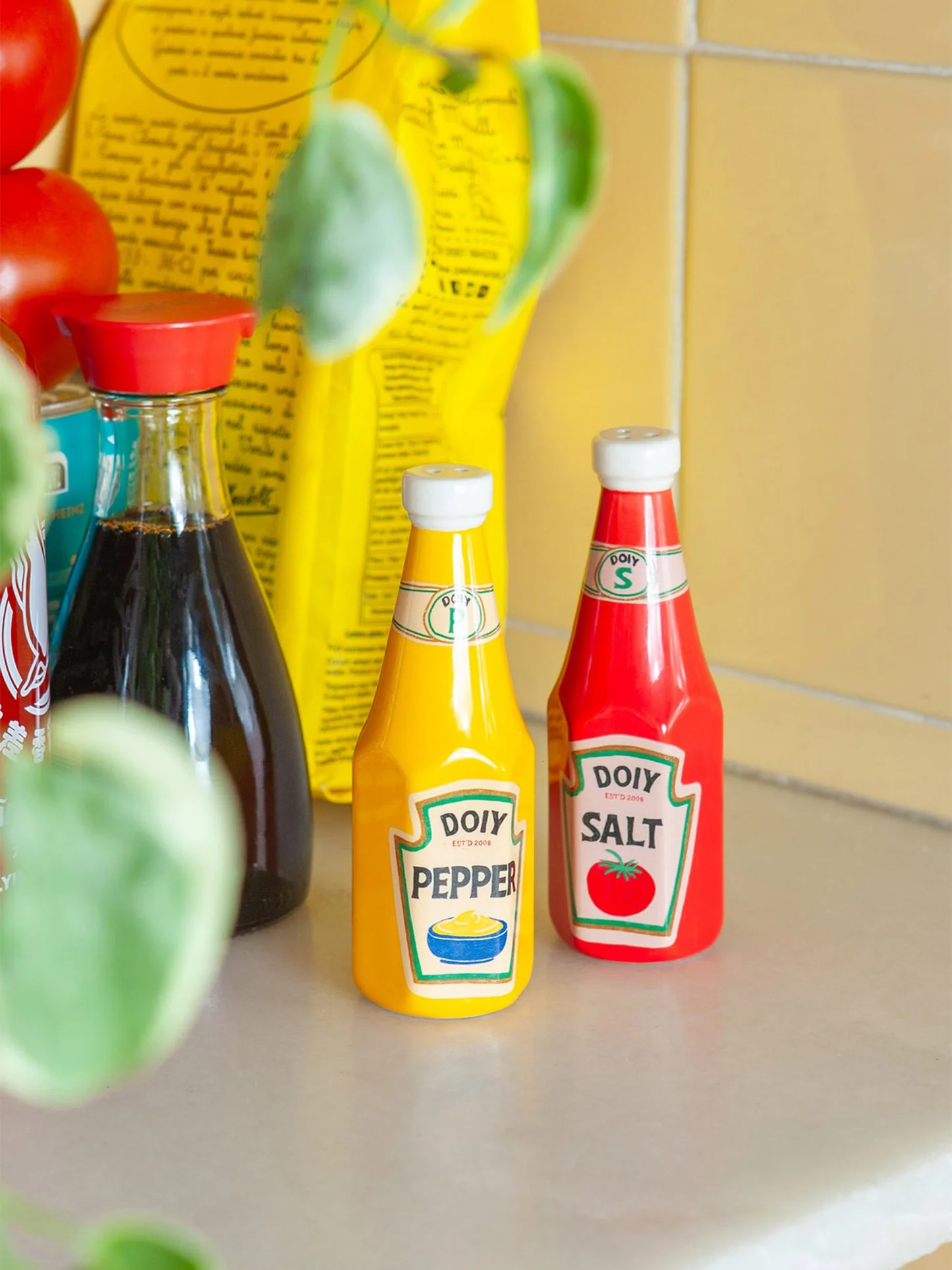 Ketchup & Mustard Salt and Pepper Shaker Set