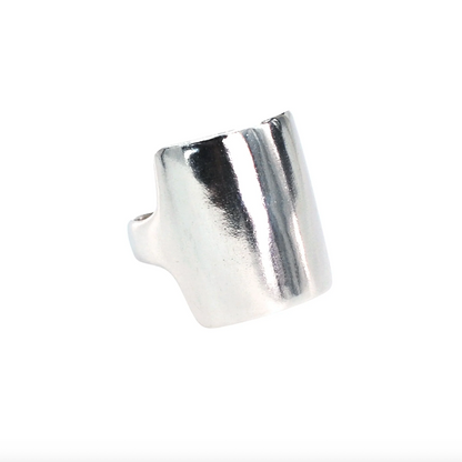 Pavise Ring