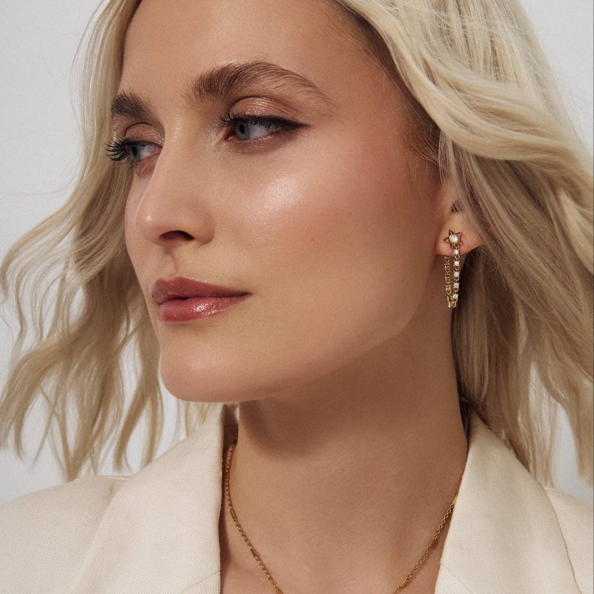 Mother of Pearl Lucky Star Tennis Chain Earrings