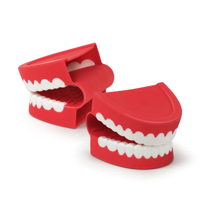 Chomp! Chattering Teeth Pot Holders